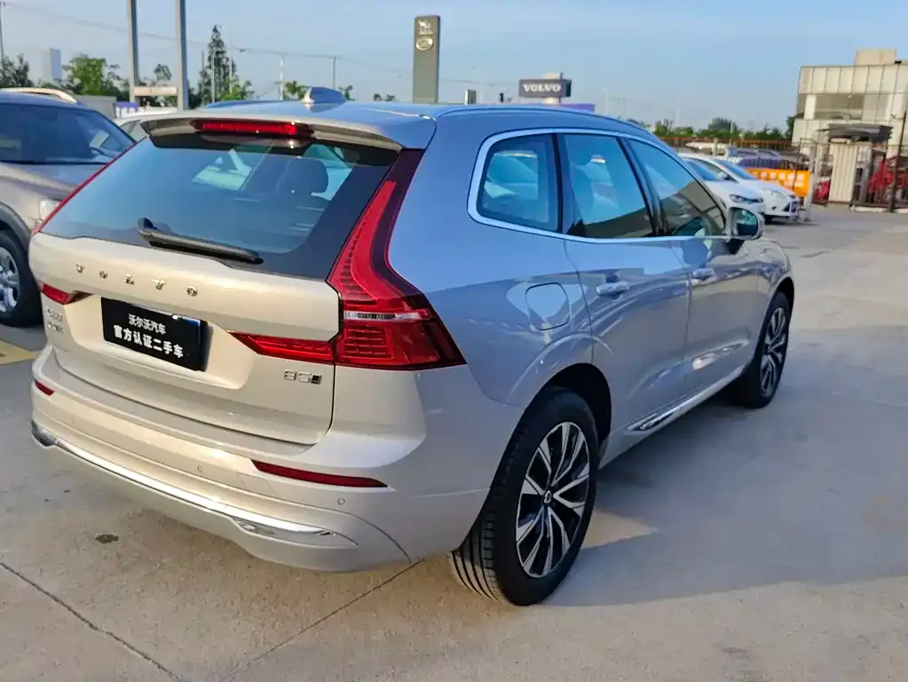 Volvo XC60 2023 из CN, фото 7