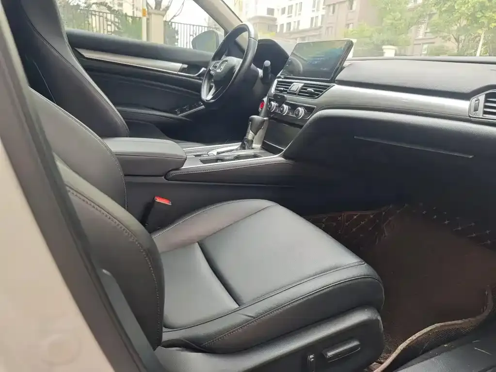 Honda Accord 2022 из CN, фото 10