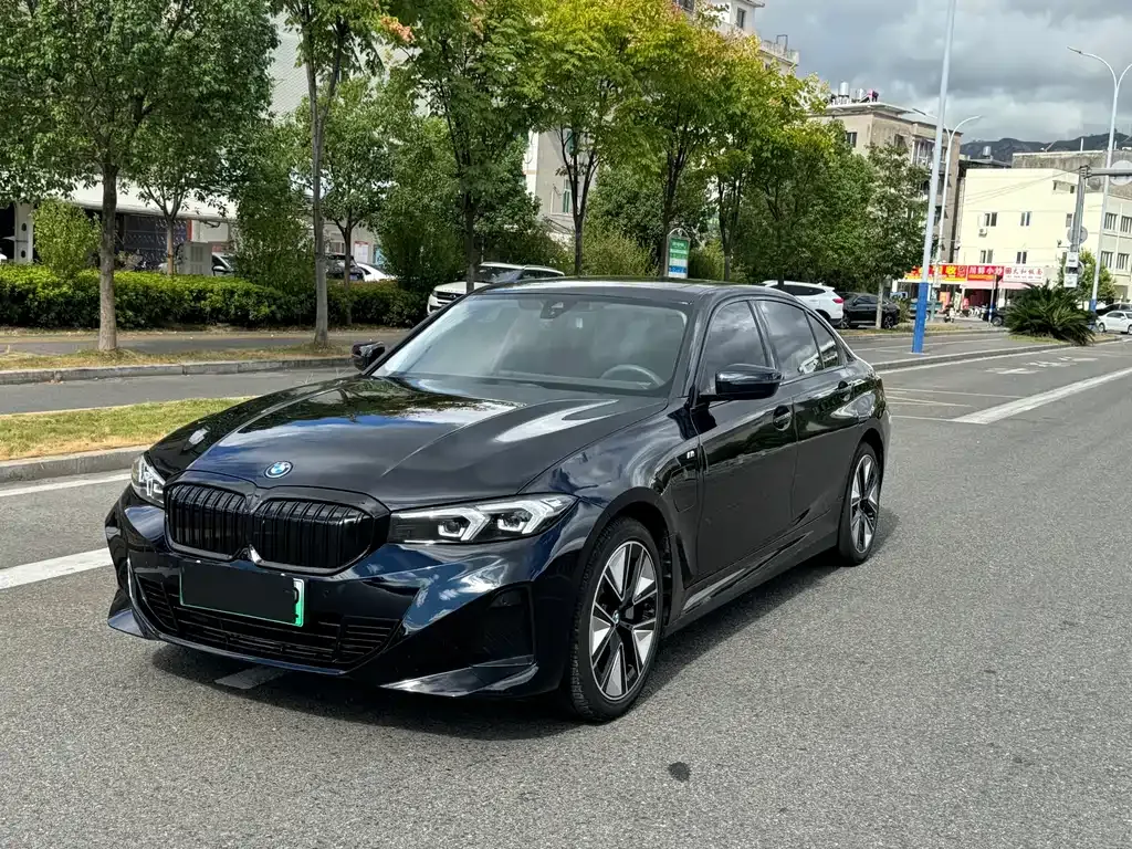 BMW i3 2023 из CN, фото 1