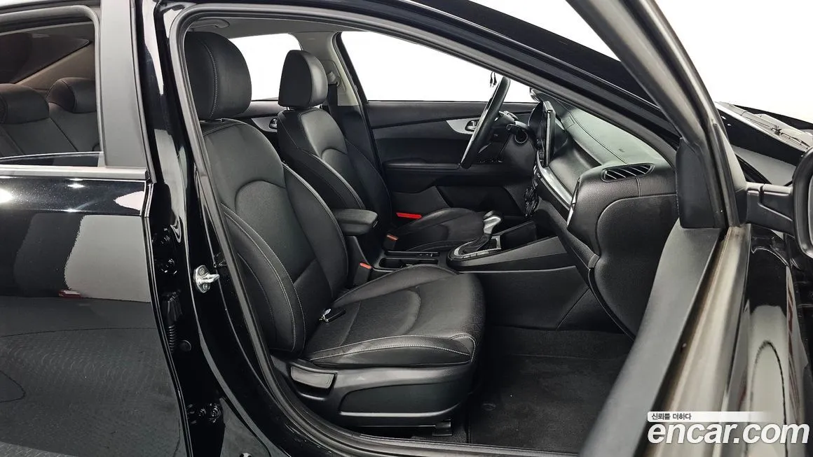 Kia K3 2022 из KR, фото 10