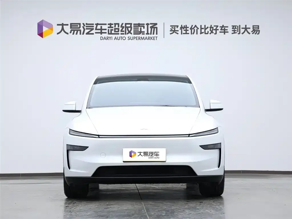 Tesla Model Y 2025 из CN, фото 2