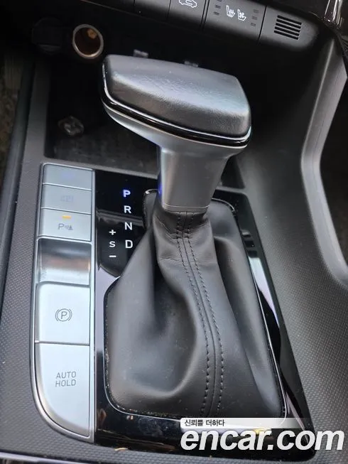 Hyundai AVANTE — фото 9