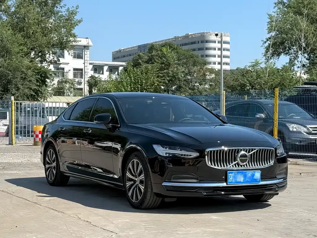 Volvo S90 2022 из CN, фото 3