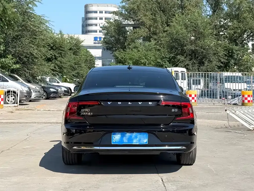 Volvo S90 2022 из CN, фото 5