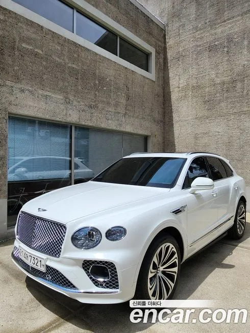 Bentley Bentayga — фото 5