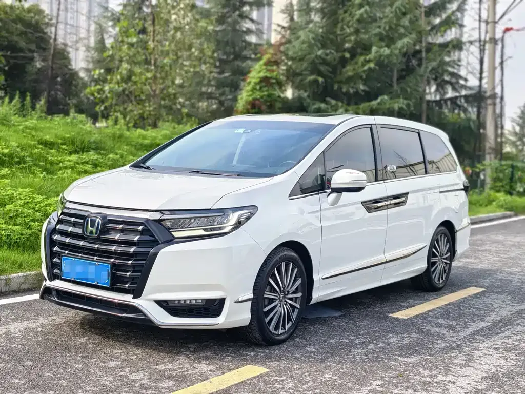 Honda Elysion 2022 из CN, фото 1