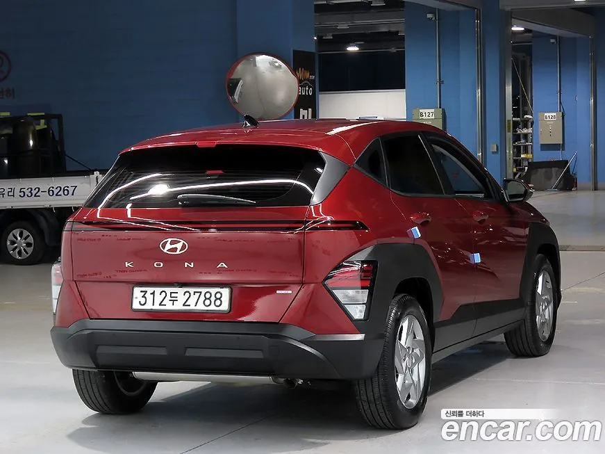 Hyundai Kona 2023 из KR, фото 4