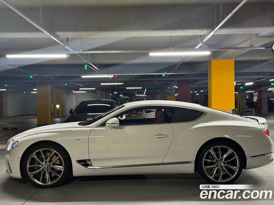 Bentley Continental 2021 из KR, фото 6