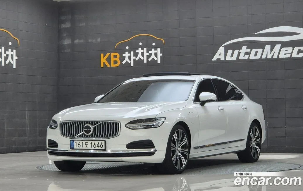 Volvo S90