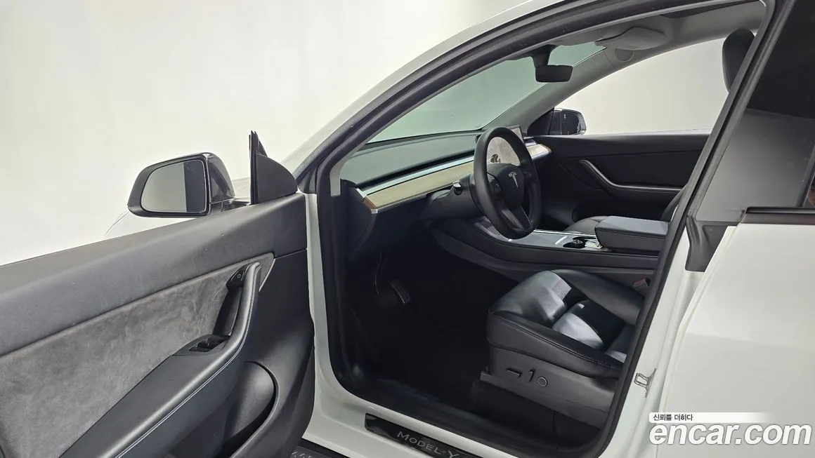 Tesla Model Y 2021 из KR, фото 10
