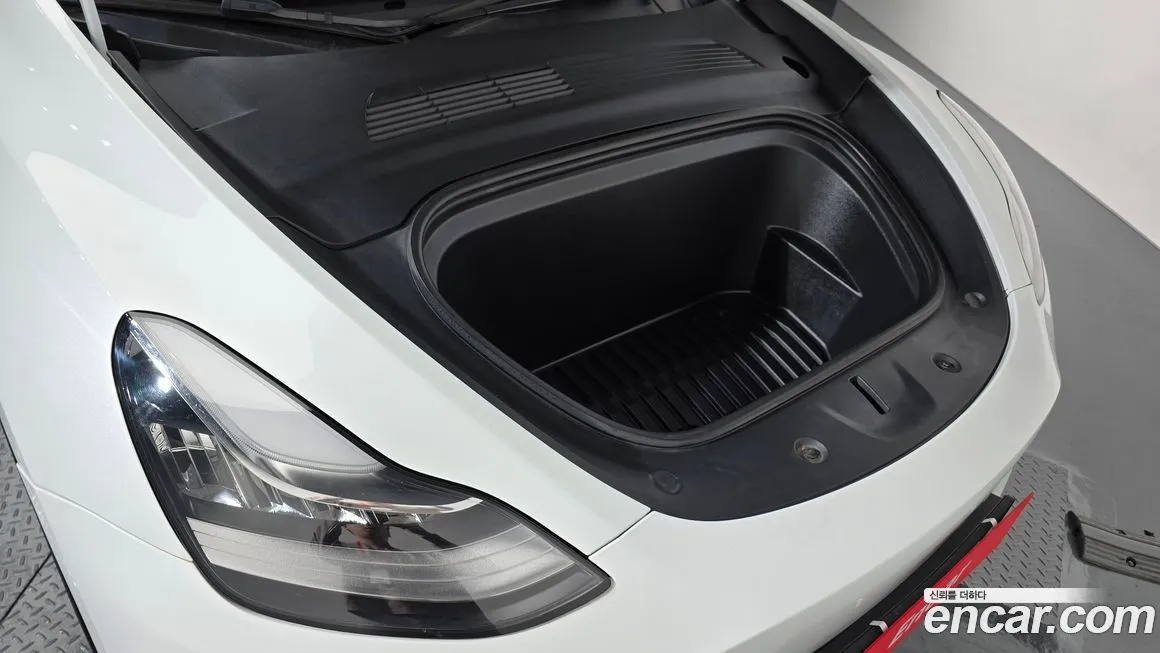 Tesla Model Y 2021 из KR, фото 6