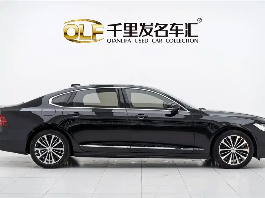 Volvo S90 2024 из CN, фото 4