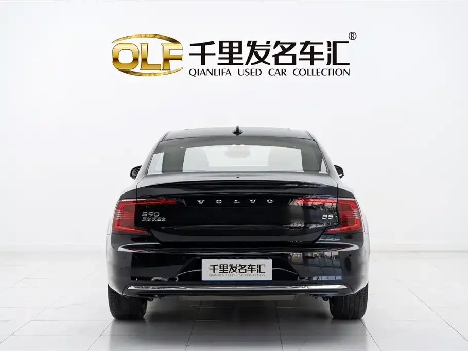 Volvo S90 2024 из CN, фото 5