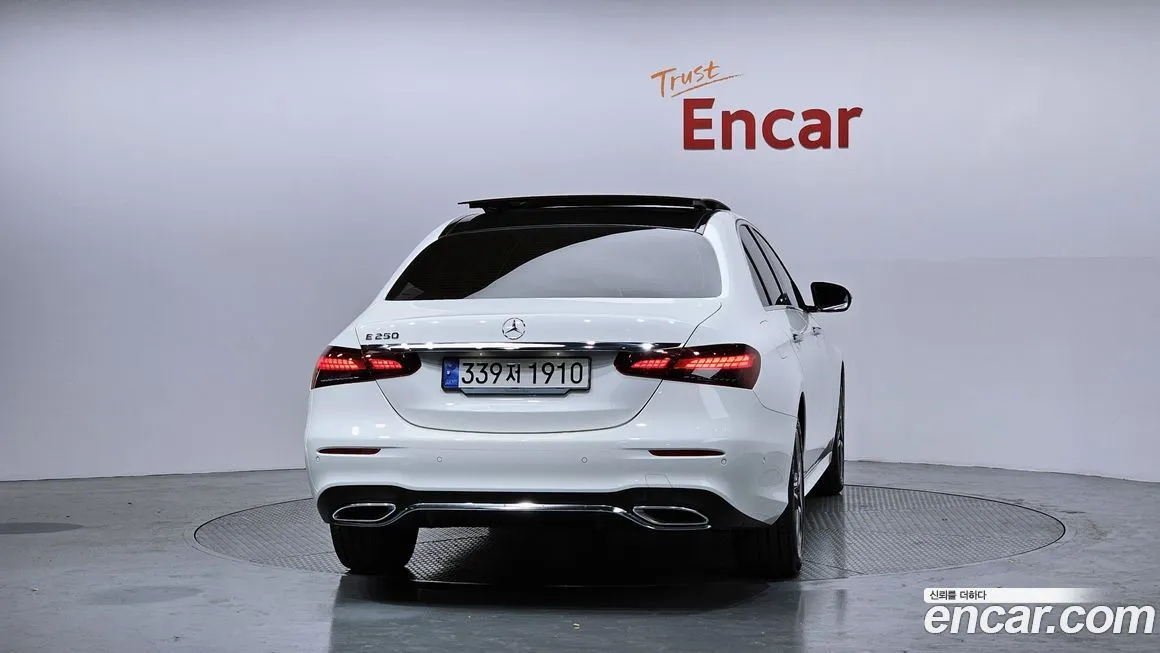 Mercedes-Benz E-Class 2023 из KR, фото 4