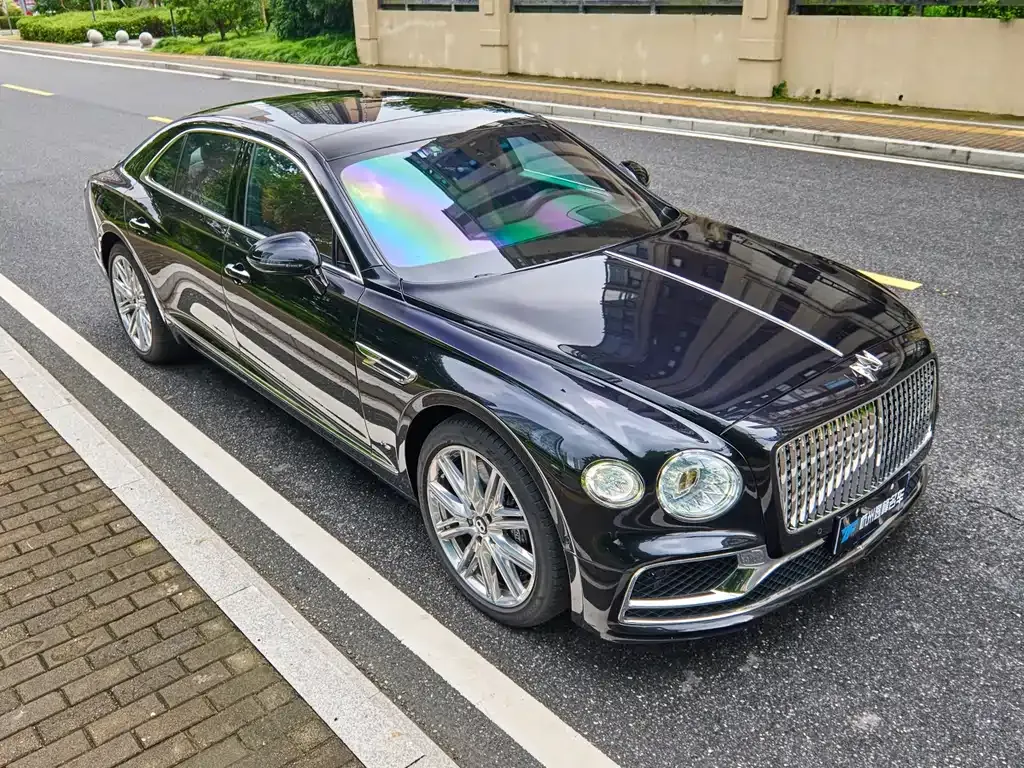 Bentley Flying Spur 2021 из CN, фото 10