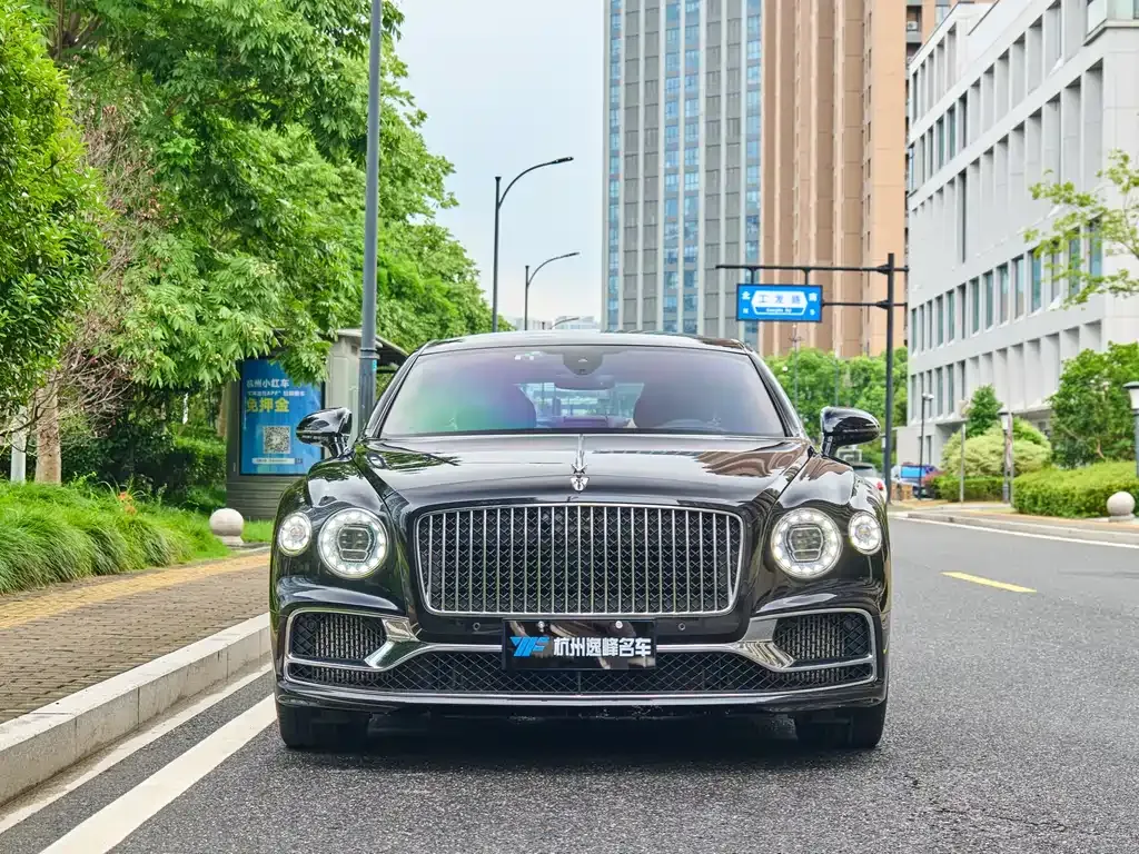 Bentley Flying Spur 2021 из CN, фото 2