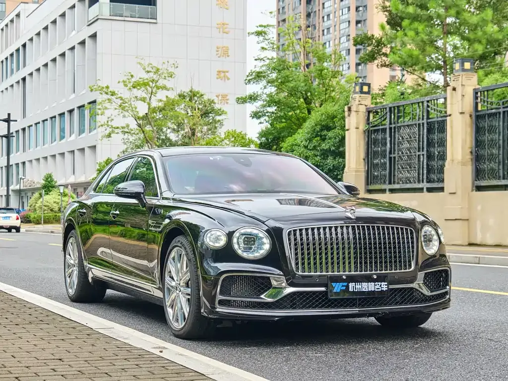 Bentley Flying Spur 2021 из CN, фото 3