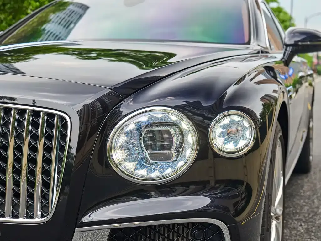 Bentley Flying Spur 2021 из CN, фото 5