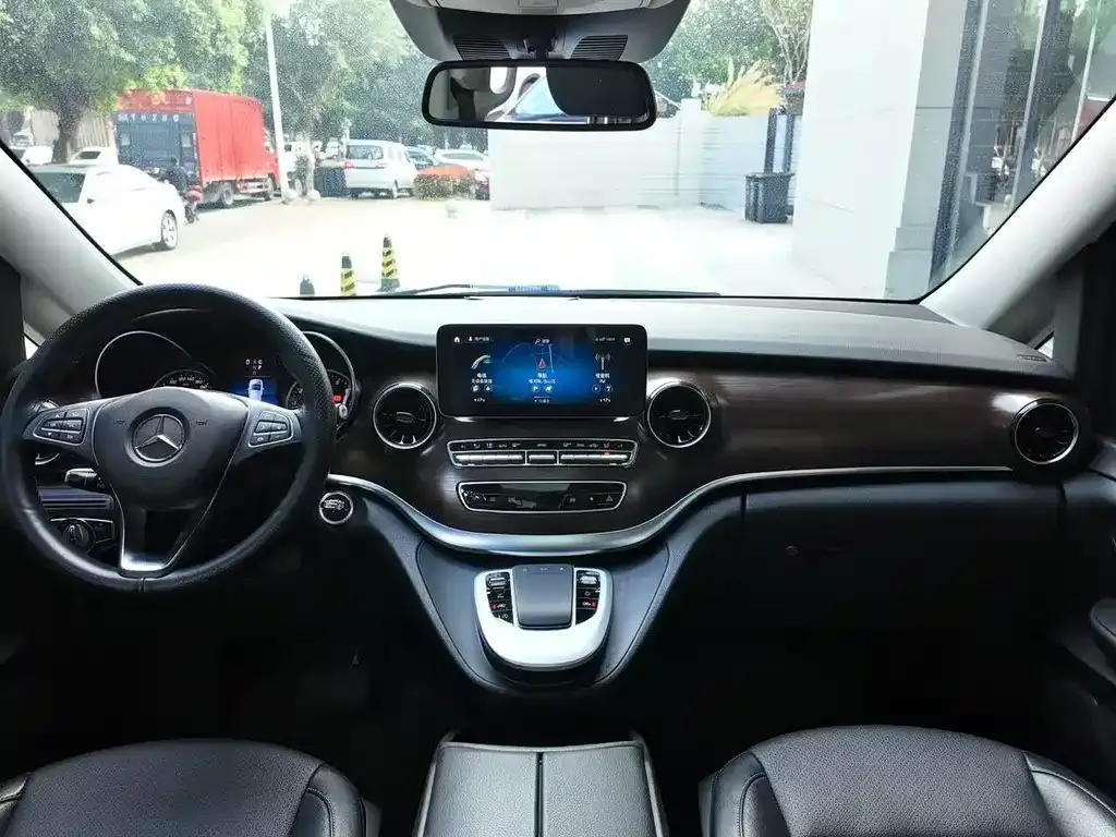 Mercedes-Benz V-Class 2022 из CN, фото 5