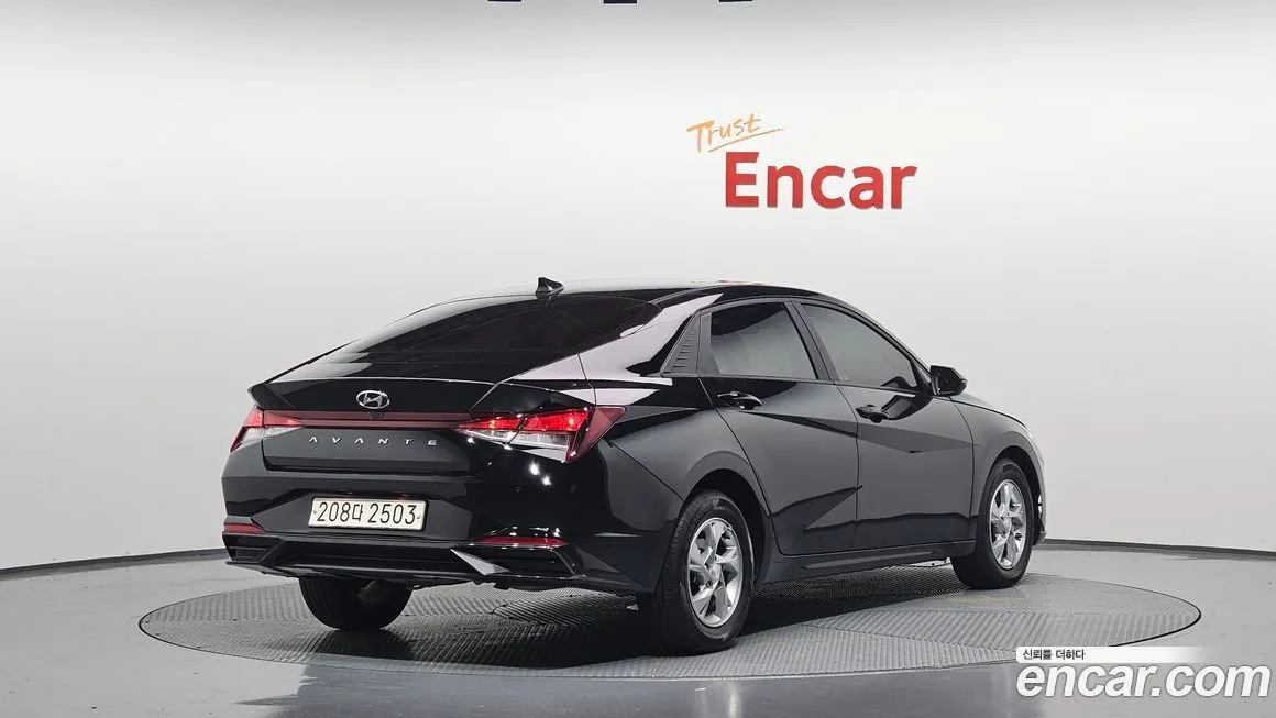 Hyundai AVANTE 2021 из KR, фото 2