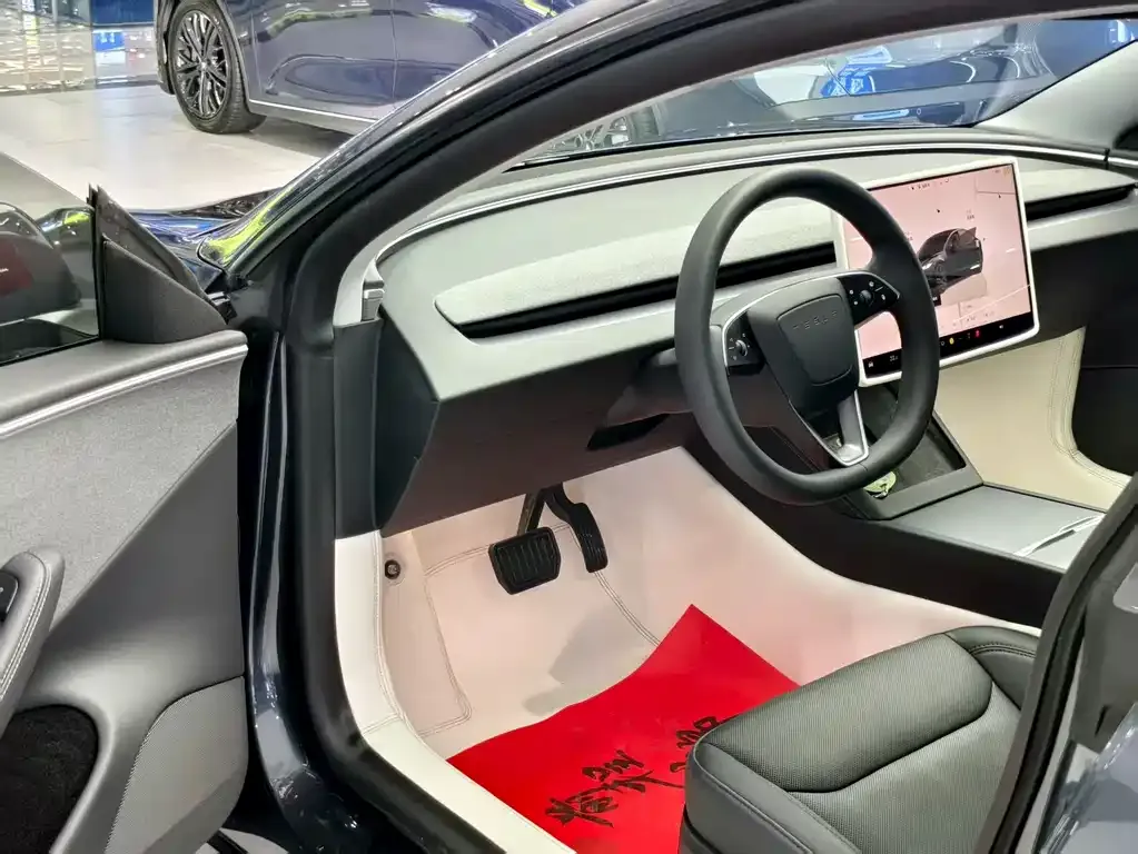 Tesla Model 3 2024 из CN, фото 4