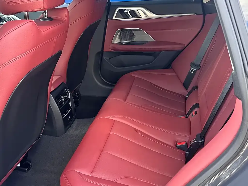 BMW 4 Series 2025 из CN, фото 9