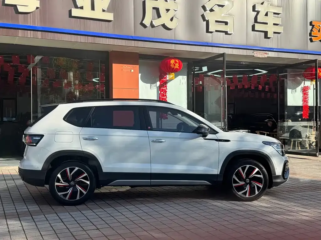 Volkswagen Tharu 2024 из CN, фото 4