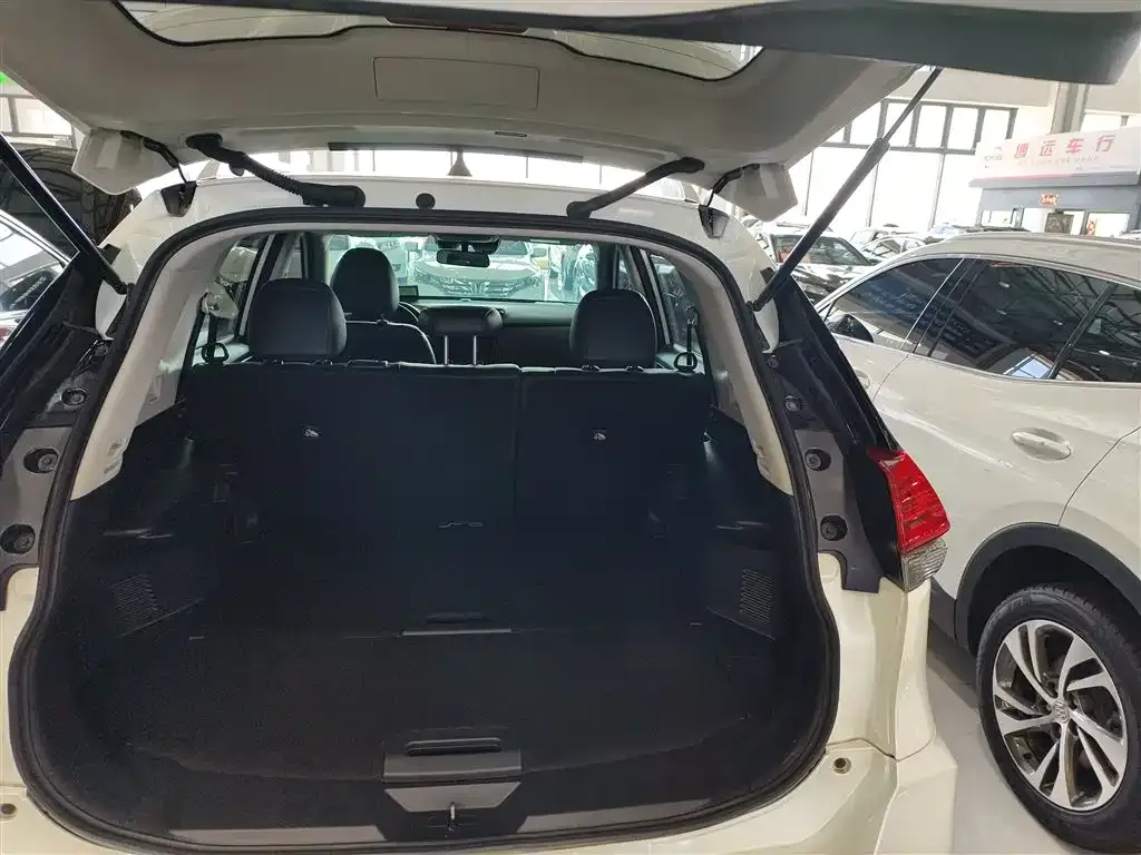 Nissan X-Trail 2023 из CN, фото 10