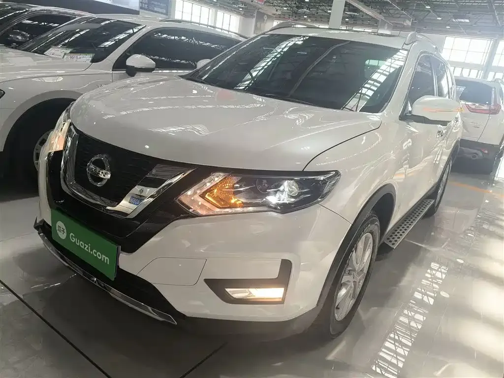 Nissan X-Trail 2023 из CN, фото 2