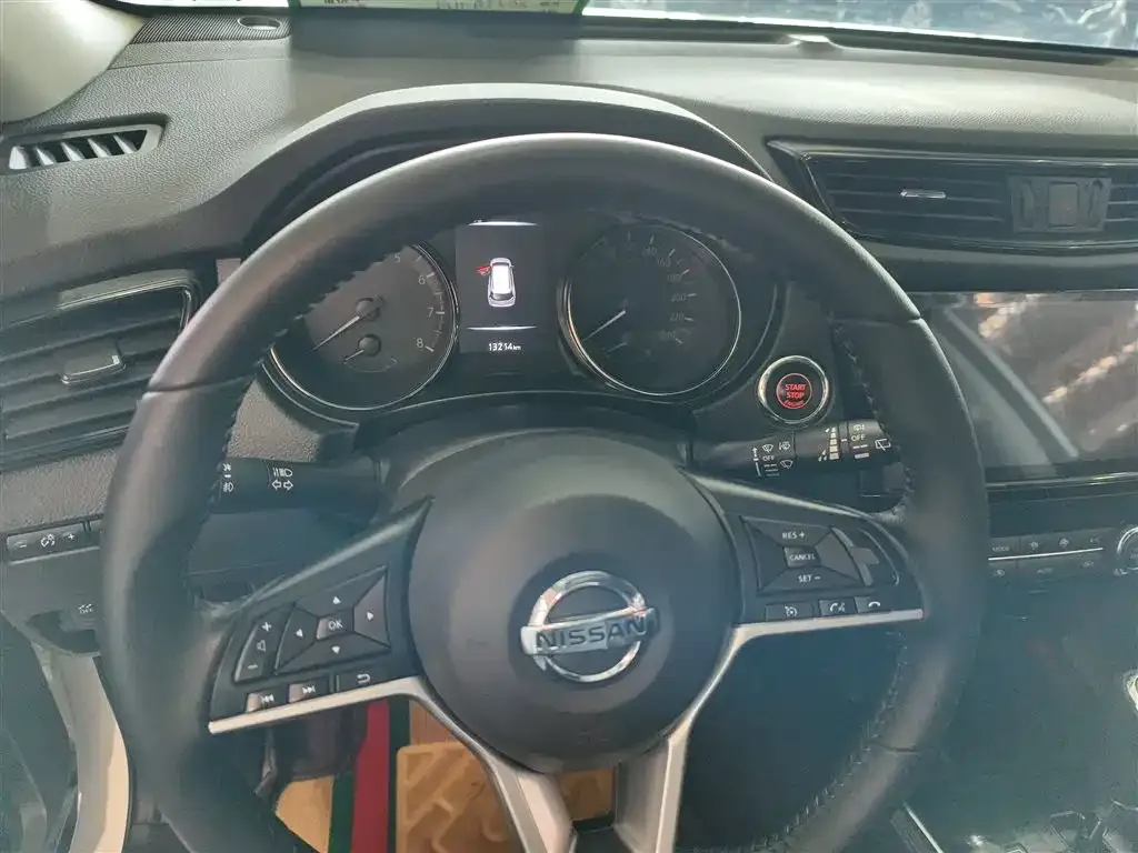 Nissan X-Trail 2023 из CN, фото 4