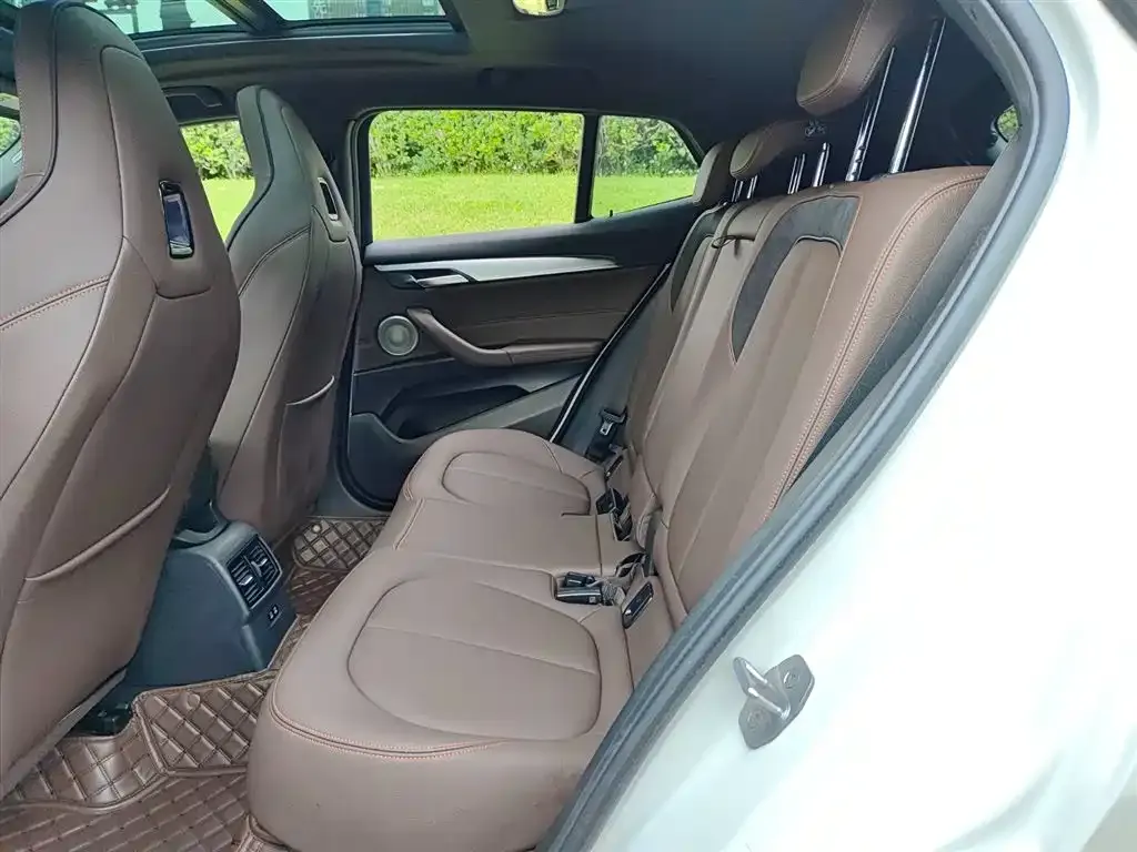 BMW X2 2022 из CN, фото 8