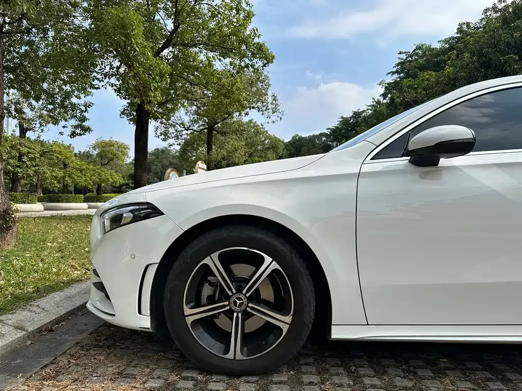 Mercedes-Benz A-Class 2023 из CN, фото 8