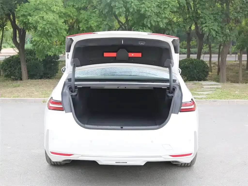 BMW i5 2024 из CN, фото 6