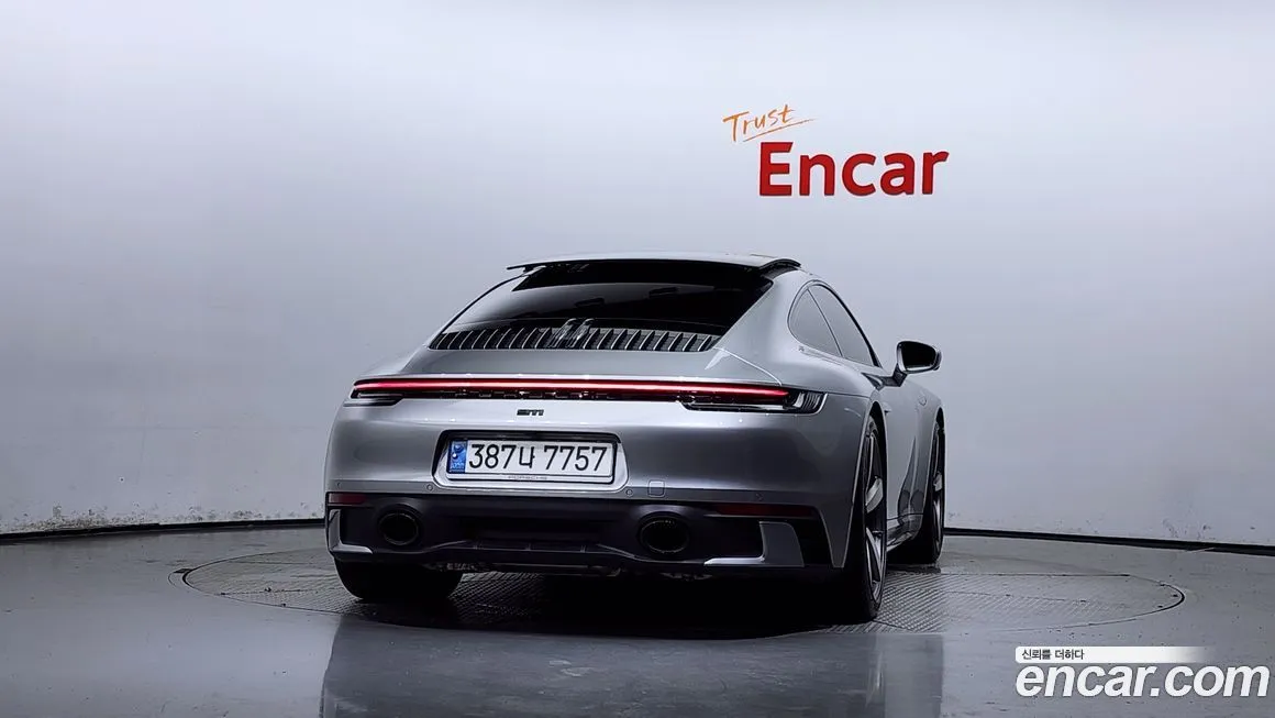 Porsche 911 2024 из KR, фото 4