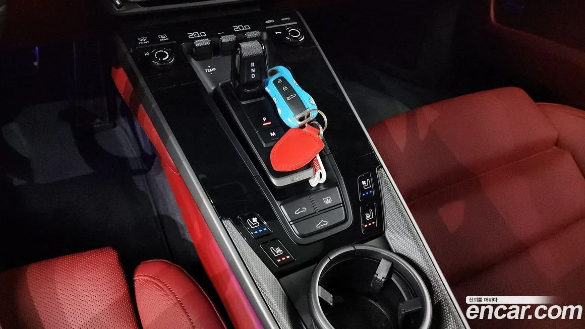 Porsche 911 2024 из KR, фото 9