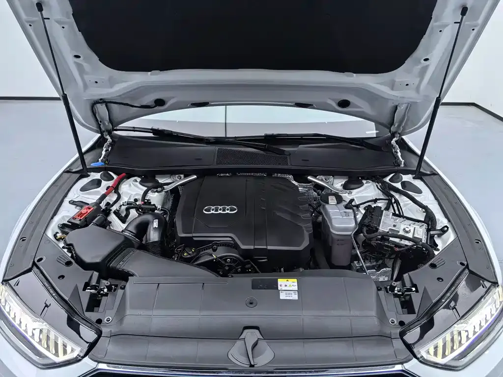 Audi A7 2024 из CN, фото 10