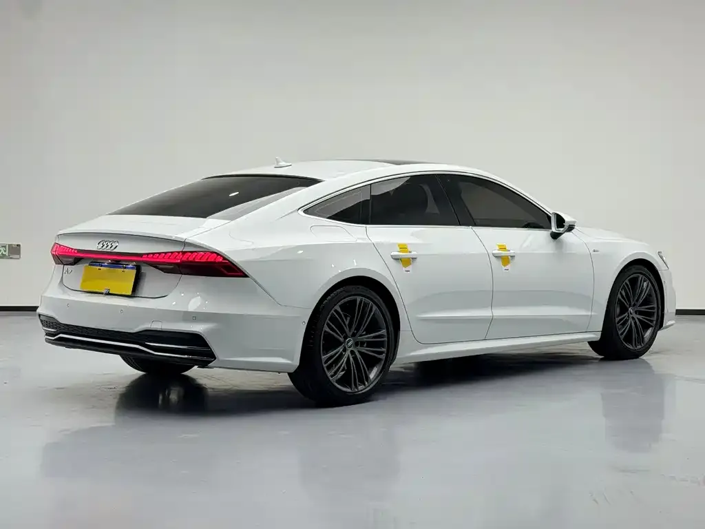 Audi A7 2024 из CN, фото 7