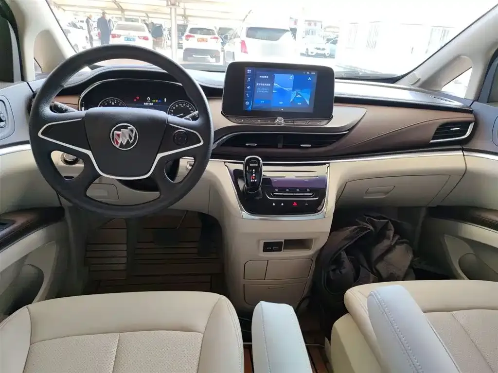 Buick GL8 2021 из CN, фото 10