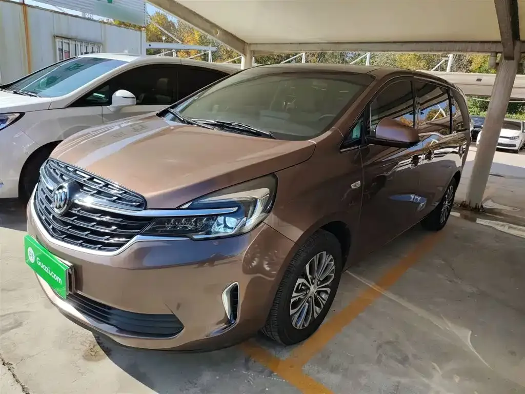 Buick GL8 2021 из CN, фото 2