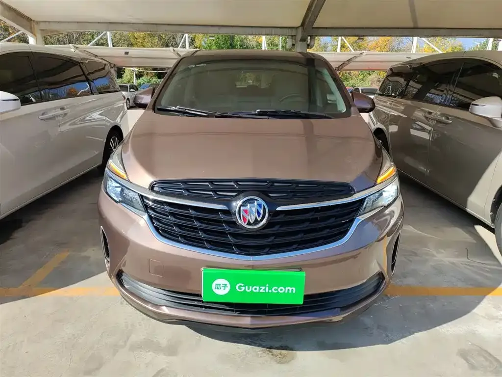 Buick GL8 2021 из CN, фото 3