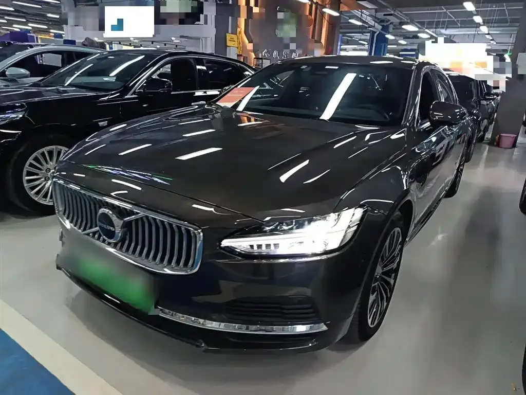 Volvo S90 PHEV 2022 из CN, фото 1