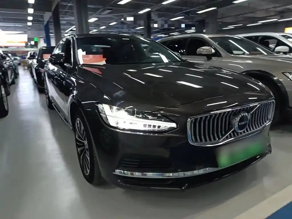 Volvo S90 PHEV 2022 из CN, фото 4