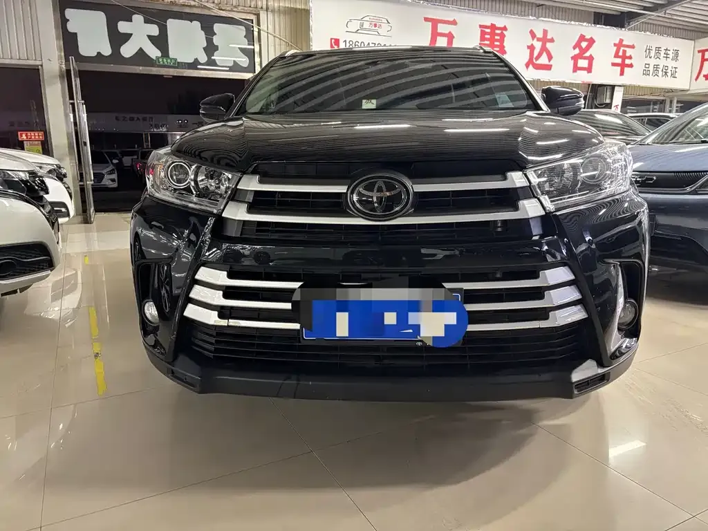 Toyota Highlander — фото 2