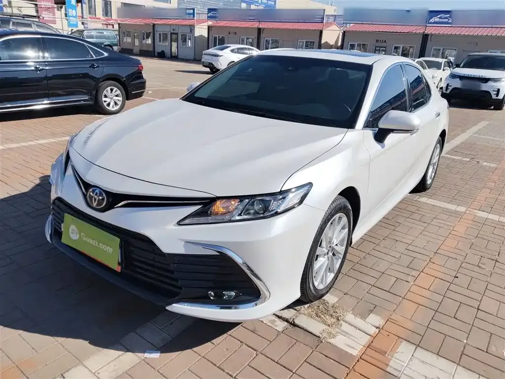 Toyota Camry 2021 из CN, фото 2