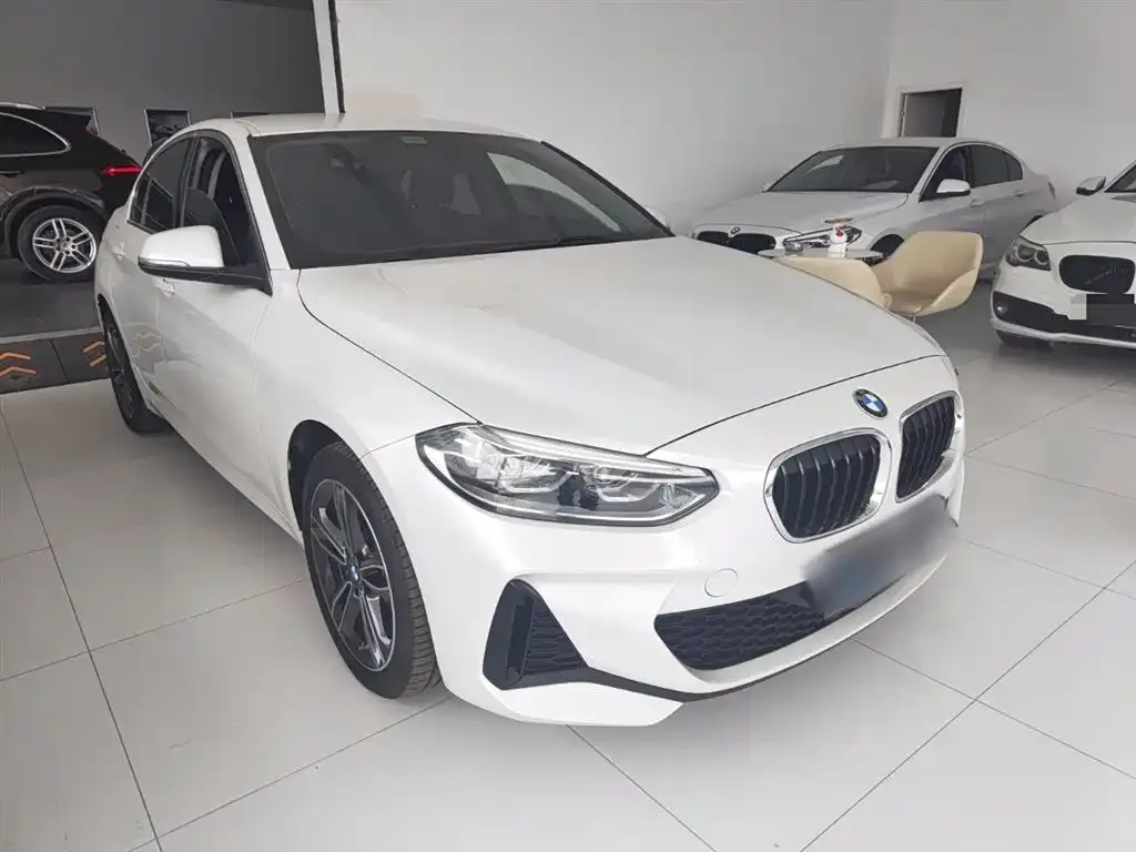 BMW 1 Series 2021 из CN, фото 6