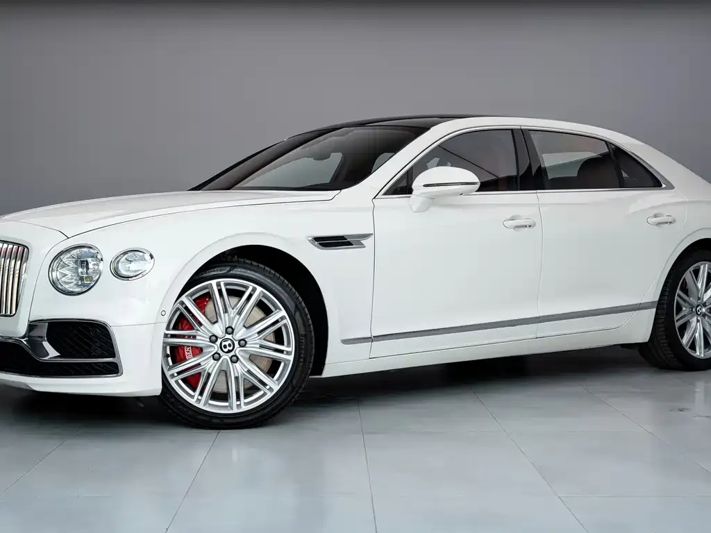 Bentley Flying Spur 2023 из CN, фото 2