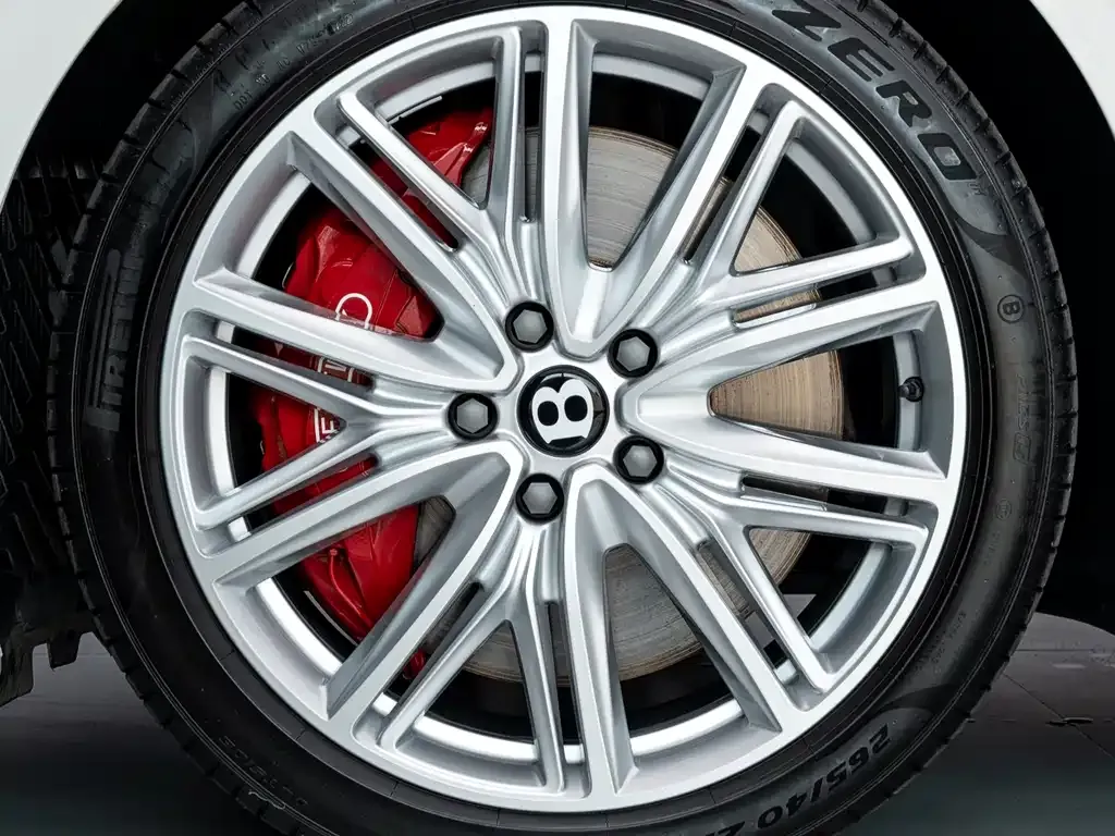 Bentley Flying Spur 2023 из CN, фото 4