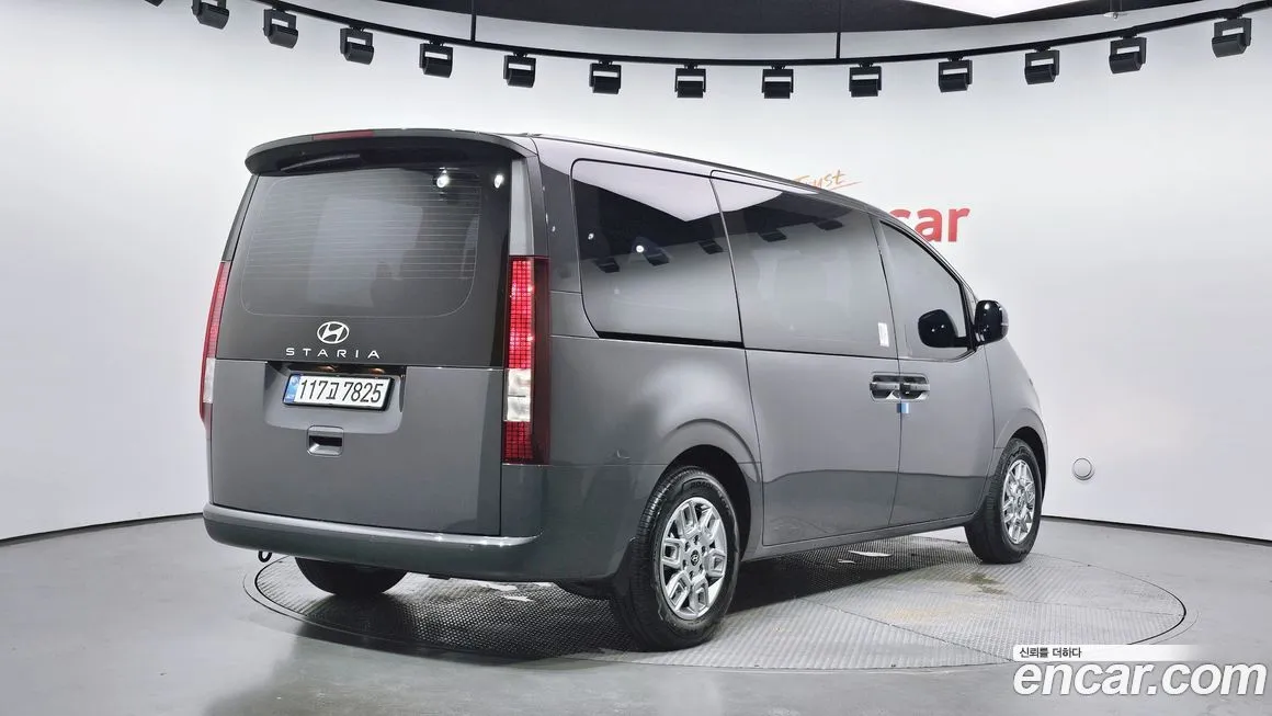 Hyundai Staria 2025 из KR, фото 2