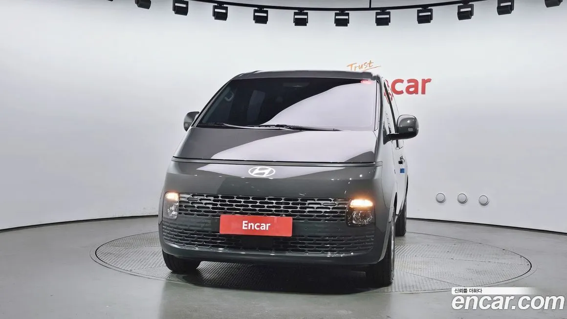Hyundai Staria 2025 из KR, фото 3