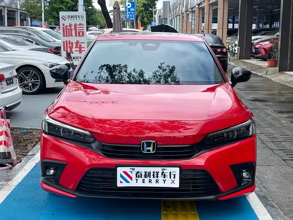 Honda Civic 2021 из CN, фото 2